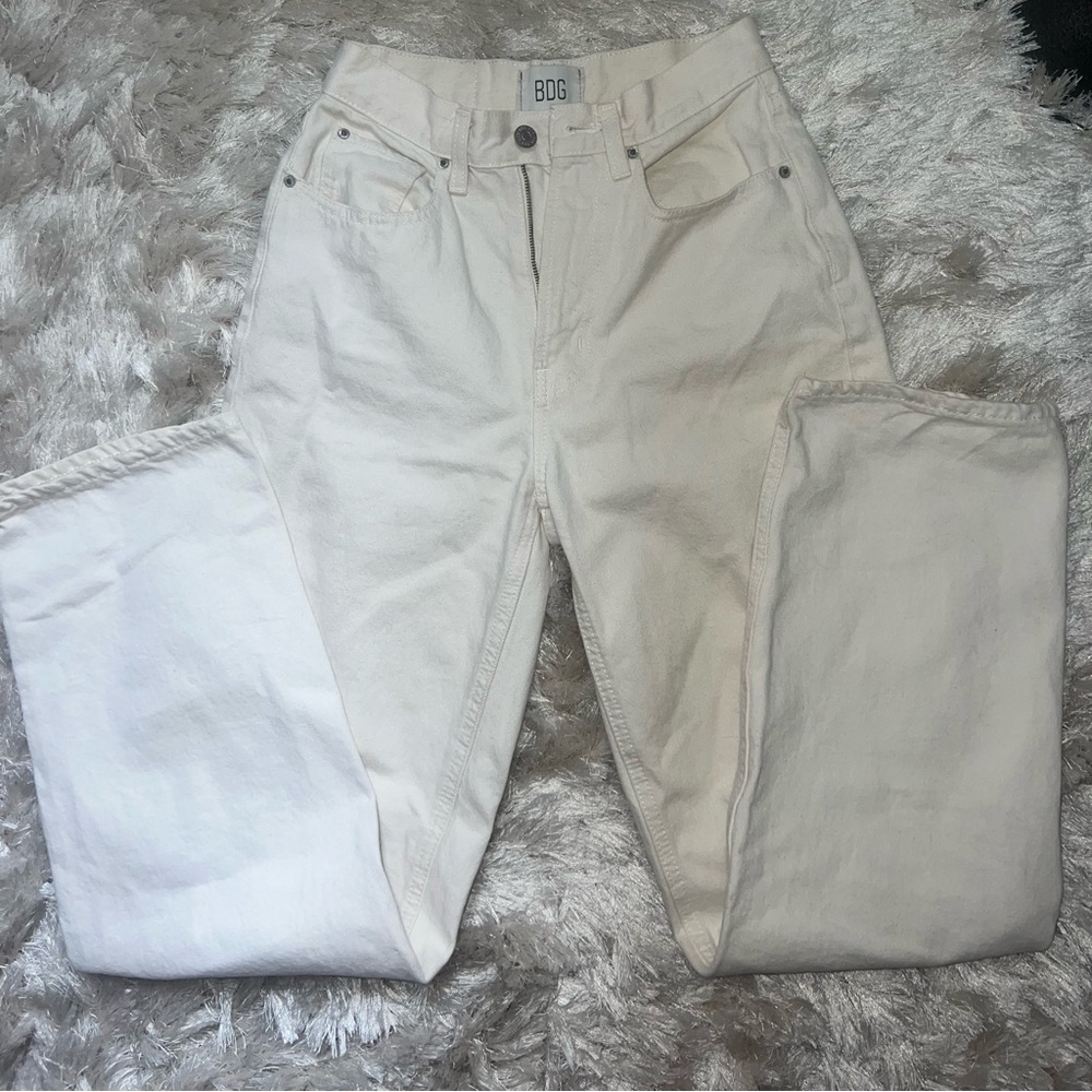 BDG high waisted boyfriend jeans